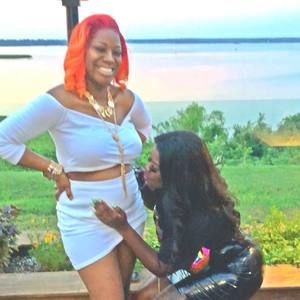 Meet your Posher, Samone